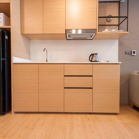 Arize Hotel Sri Racha Сирача Экстерьер фото